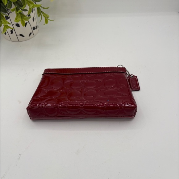 Coach Patent Leather Red Bag With Zipper Size 6 3/4” Long - Picture 2 of 5